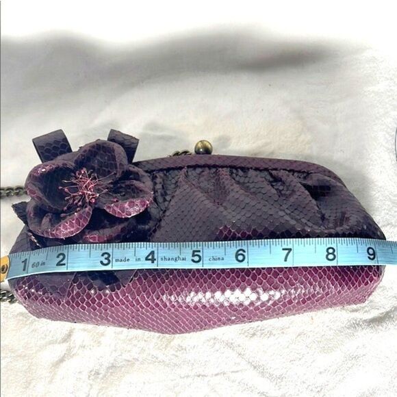 Isabella Fiore Monty Python Plum Clutch with Elegant Design - Picture 11 of 11